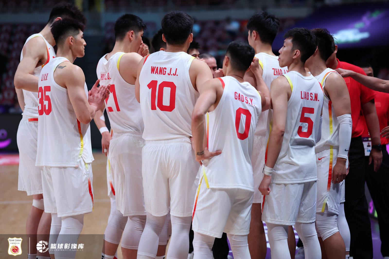 中国男篮场, 极佳的进攻, 其他人加起 中国男篮场, 极佳的进攻, 其他人加起