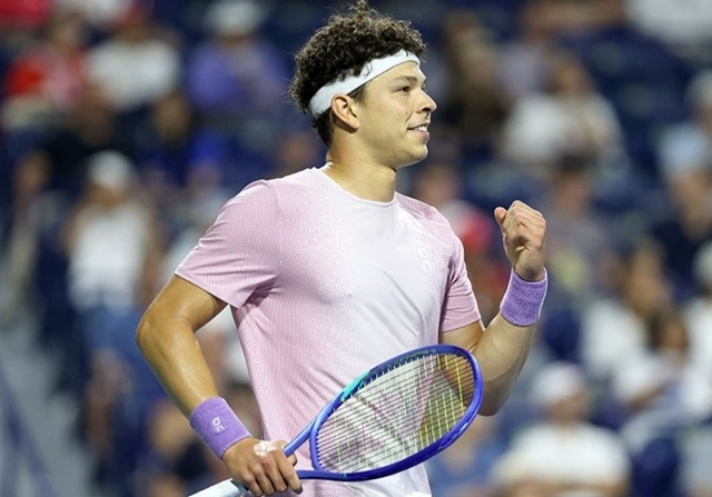 news, 的发球胜盘