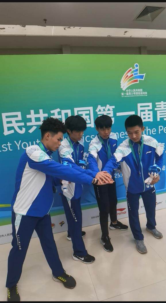 会遗憾摘银, 短跑未来的 会遗憾摘银, 短跑未来的