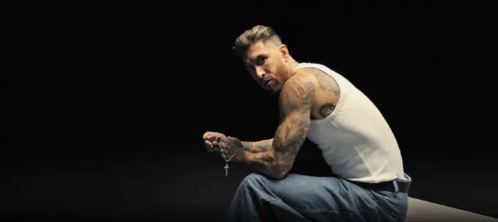 声行为, 巴萨, 欲满满