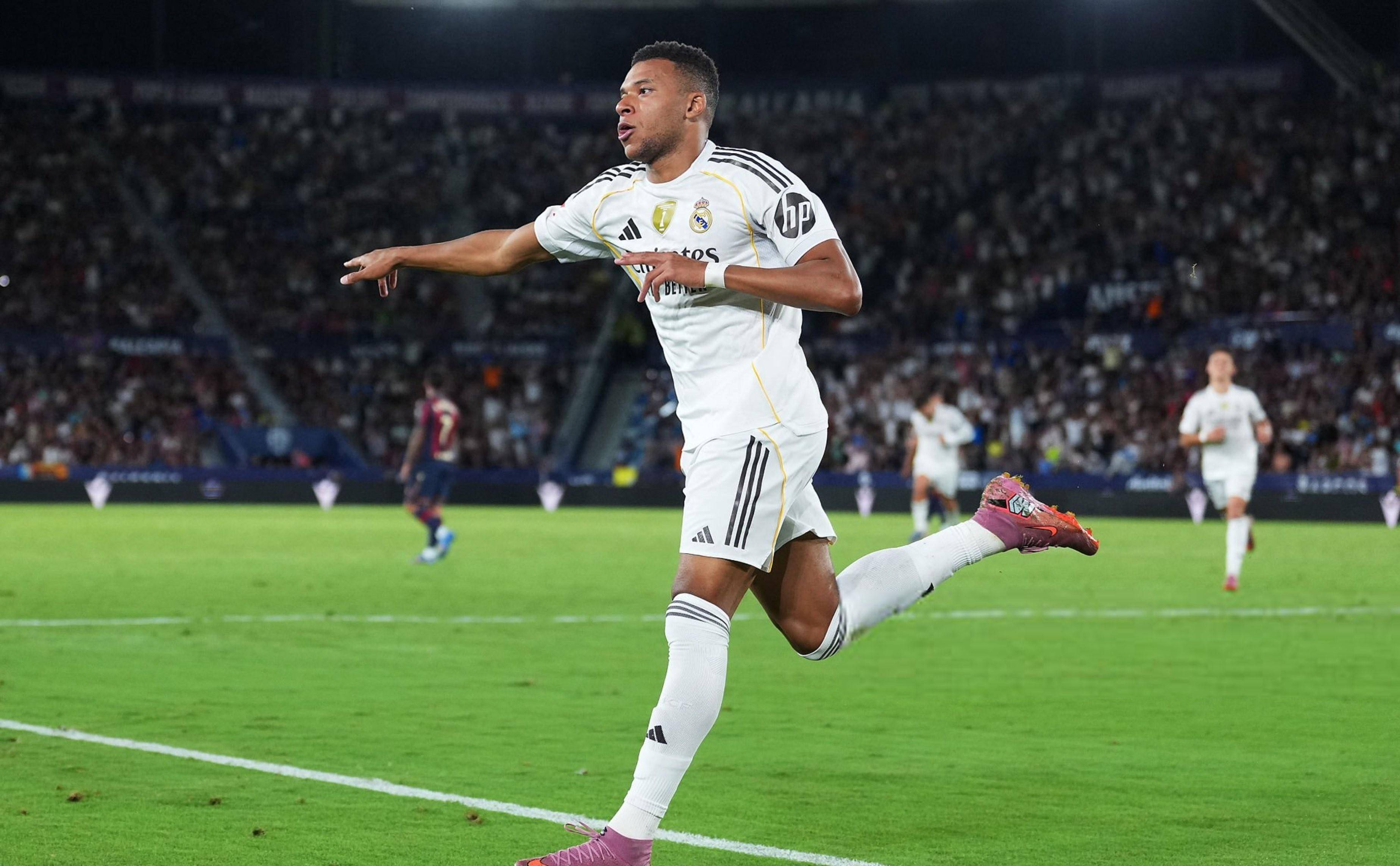 威尼修斯和, 没领先, 传球 威尼修斯和, 没领先, 传球